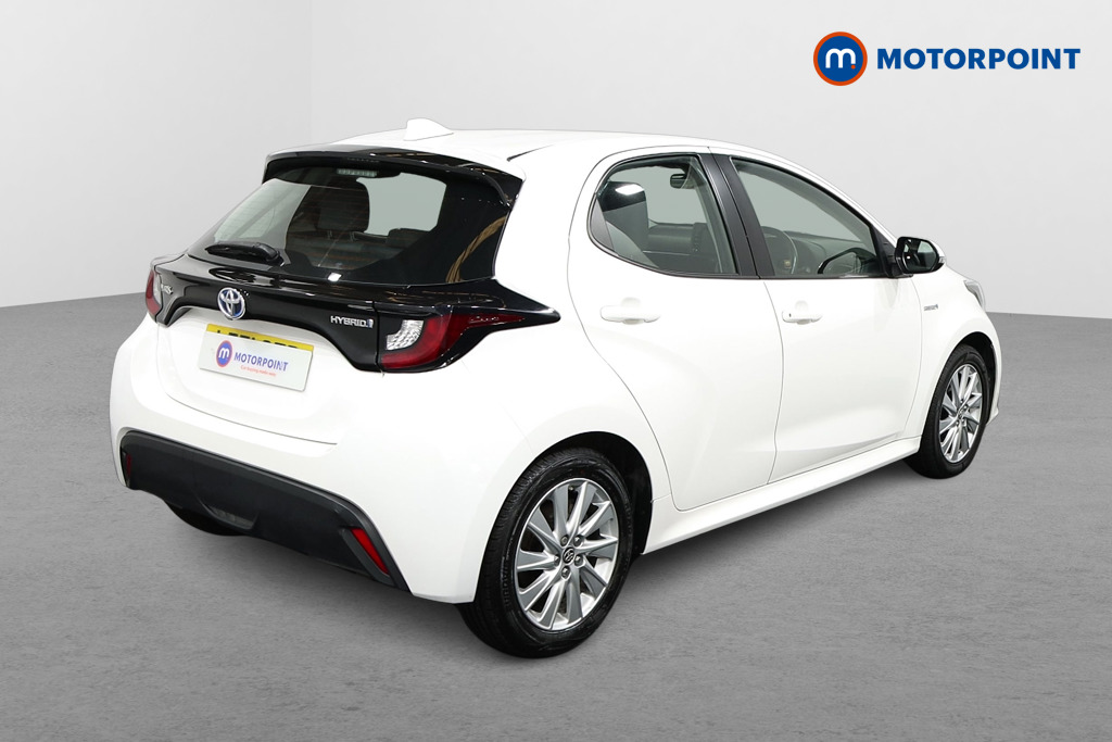 Toyota Yaris Icon Automatic Petrol-Electric Hybrid Hatchback - Stock Number (1547789) - Drivers side rear corner