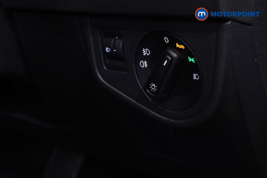Volkswagen Taigo R-Line Automatic Petrol SUV - Stock Number (1548884) - 5th supplementary image