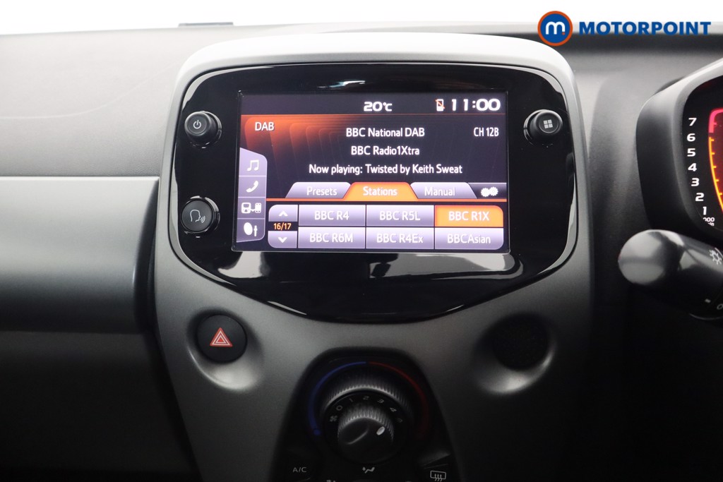 Toyota Aygo X-Play Automatic Petrol Hatchback - Stock Number (1548930) - 6th supplementary image
