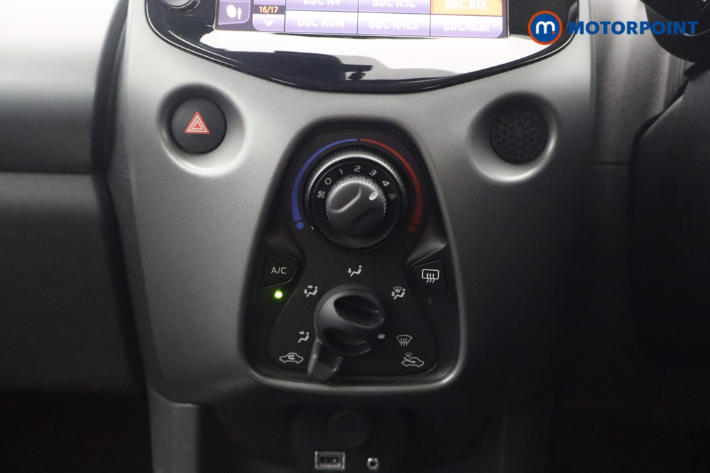 Toyota Aygo X-Play Automatic Petrol Hatchback - Stock Number (1548930) - 7th supplementary image