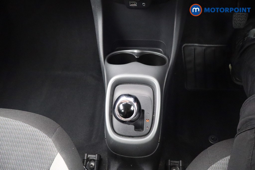Toyota Aygo X-Play Automatic Petrol Hatchback - Stock Number (1548930) - 8th supplementary image