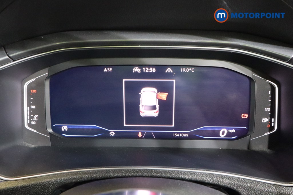 Volkswagen T-Roc R-Line Manual Petrol SUV - Stock Number (1549909) - 2nd supplementary image
