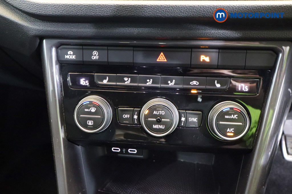 Volkswagen T-Roc R-Line Manual Petrol SUV - Stock Number (1549909) - 7th supplementary image