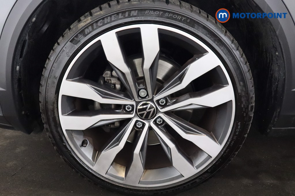 Volkswagen T-Roc R-Line Manual Petrol SUV - Stock Number (1549909) - 23rd supplementary image
