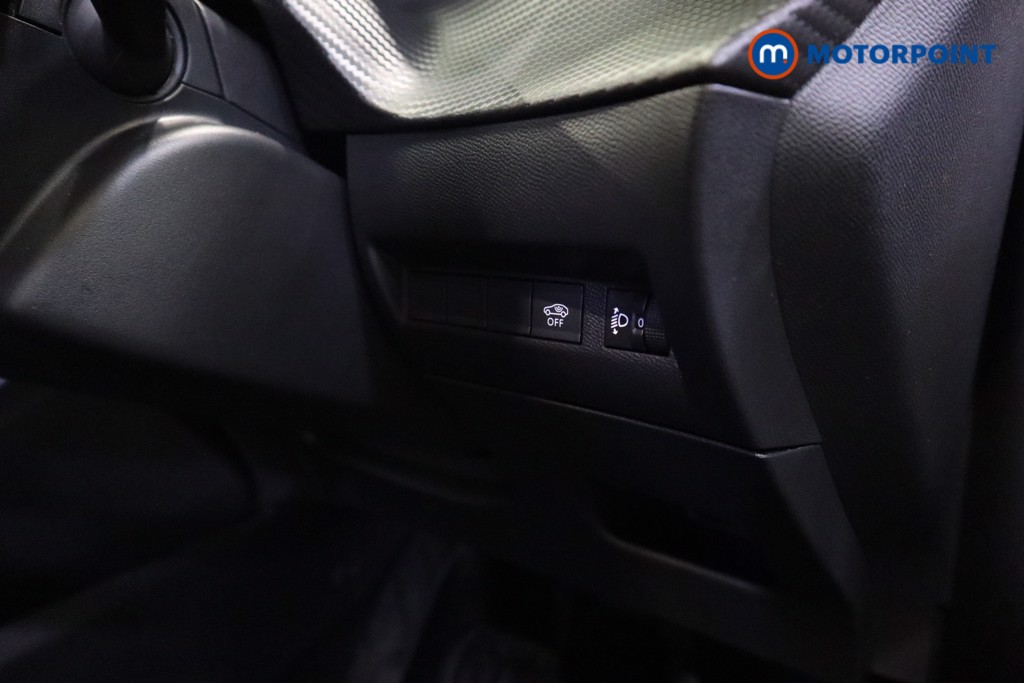 Peugeot 2008 Allure Automatic Petrol-Electric Hybrid SUV - Stock Number (1549980) - 4th supplementary image