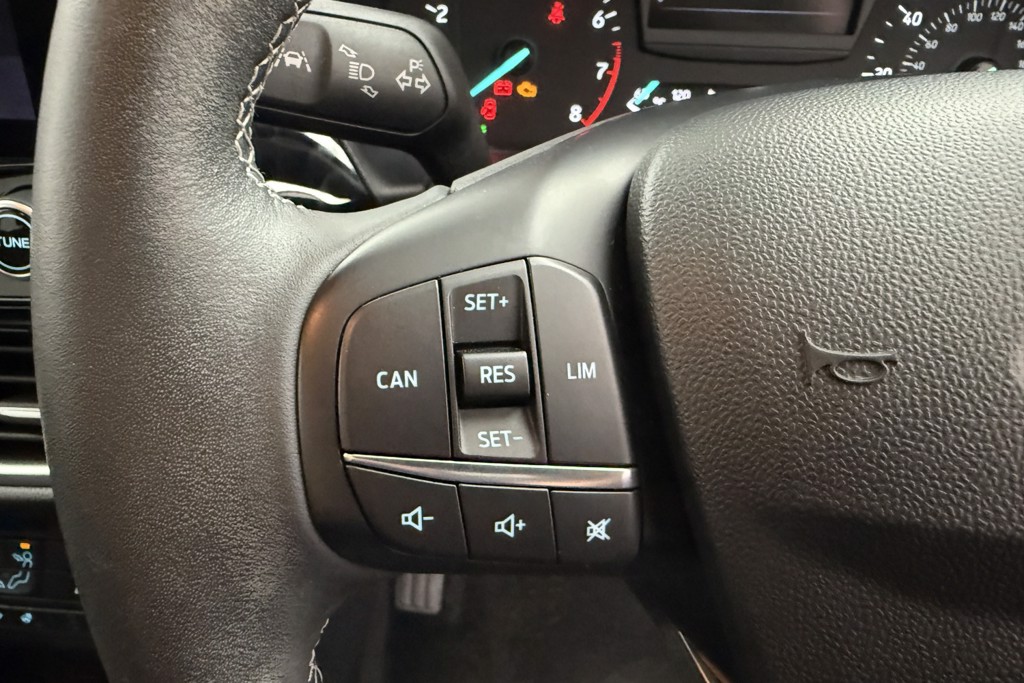 Ford Fiesta Trend Manual Petrol Hatchback - Stock Number (1550804) - 4th supplementary image