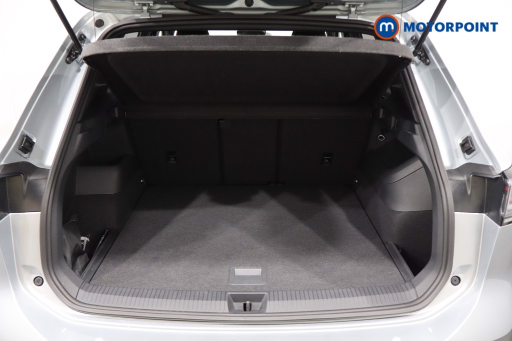 Volkswagen Tiguan R-Line Automatic Diesel SUV - Stock Number (1550978) - 38th supplementary image