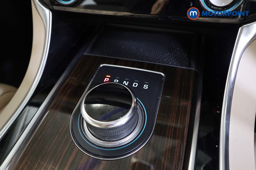 Jaguar XF Portfolio Automatic Petrol Saloon - Stock Number (1551247) - 8th supplementary image