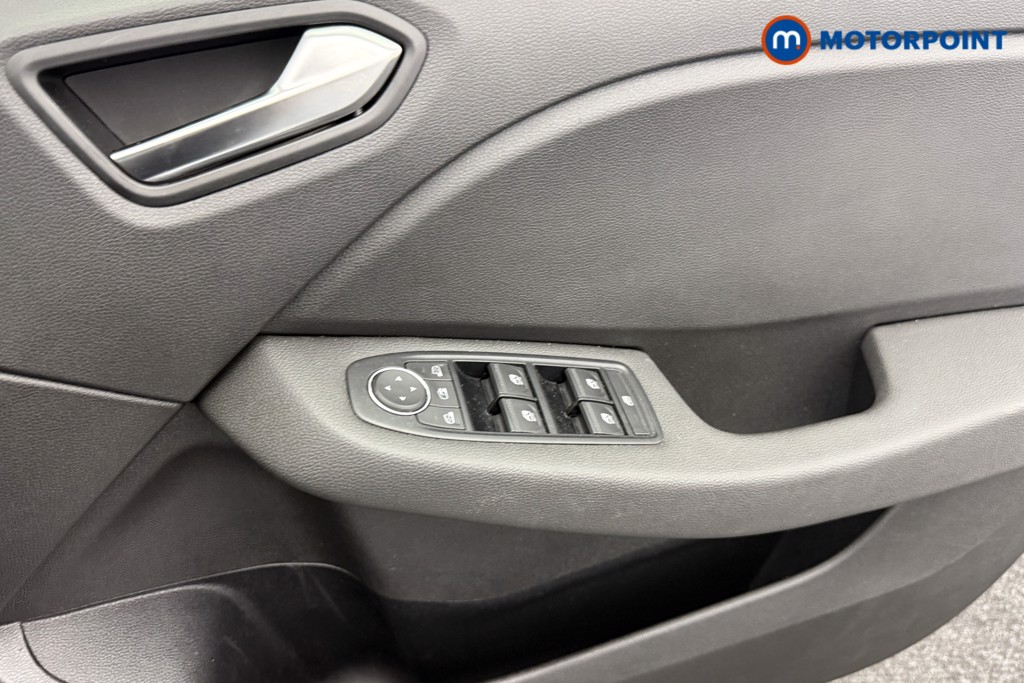 Renault Clio Evolution Manual Petrol Hatchback - Stock Number (1551371) - 15th supplementary image