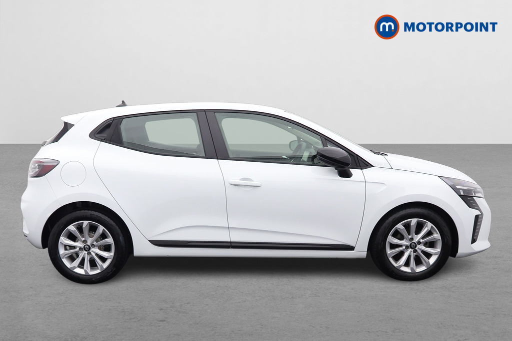 Renault Clio Evolution Manual Petrol Hatchback - Stock Number (1551371) - Drivers side