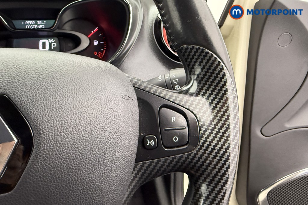 Renault Captur Signature Automatic Diesel SUV - Stock Number (1551641) - 13th supplementary image