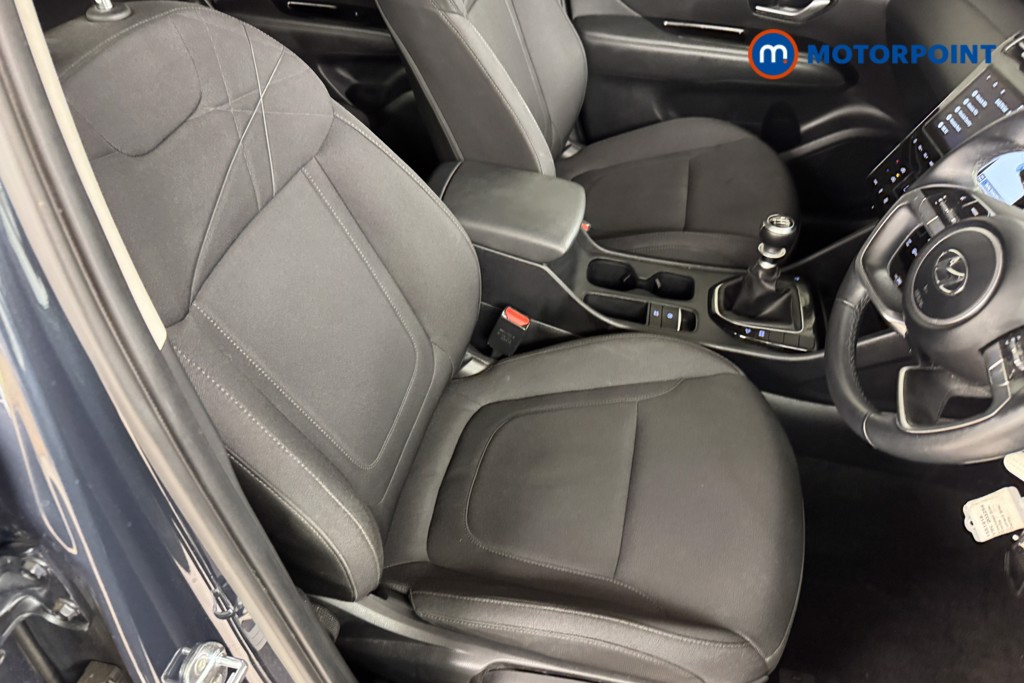 Hyundai Tucson Se Connect Manual Petrol SUV - Stock Number (1551918) - 5th supplementary image