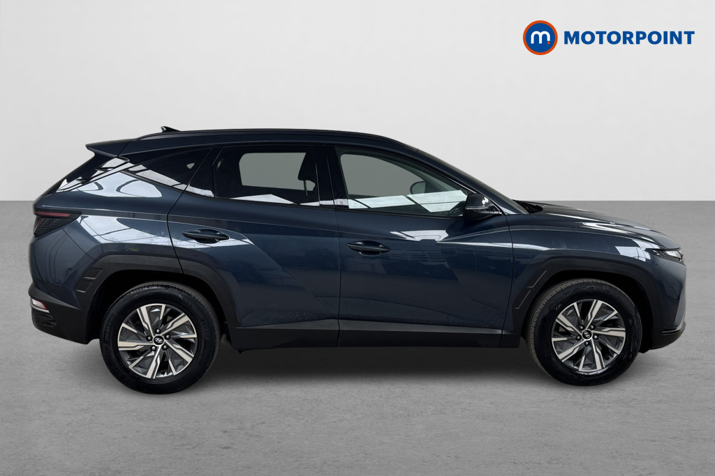 Hyundai Tucson Se Connect Manual Petrol SUV - Stock Number (1551918) - Drivers side