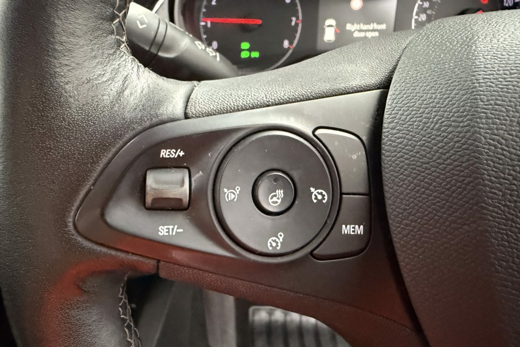 Vauxhall Corsa Griffin Manual Petrol Hatchback - Stock Number (1552157) - 4th supplementary image