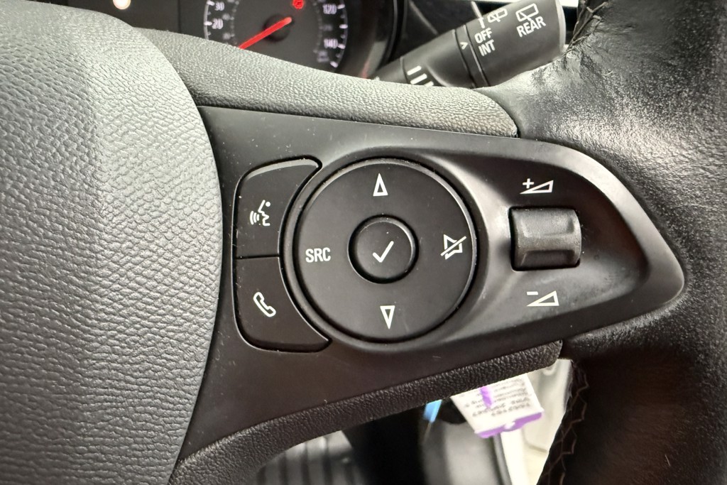 Vauxhall Corsa Griffin Manual Petrol Hatchback - Stock Number (1552157) - 5th supplementary image