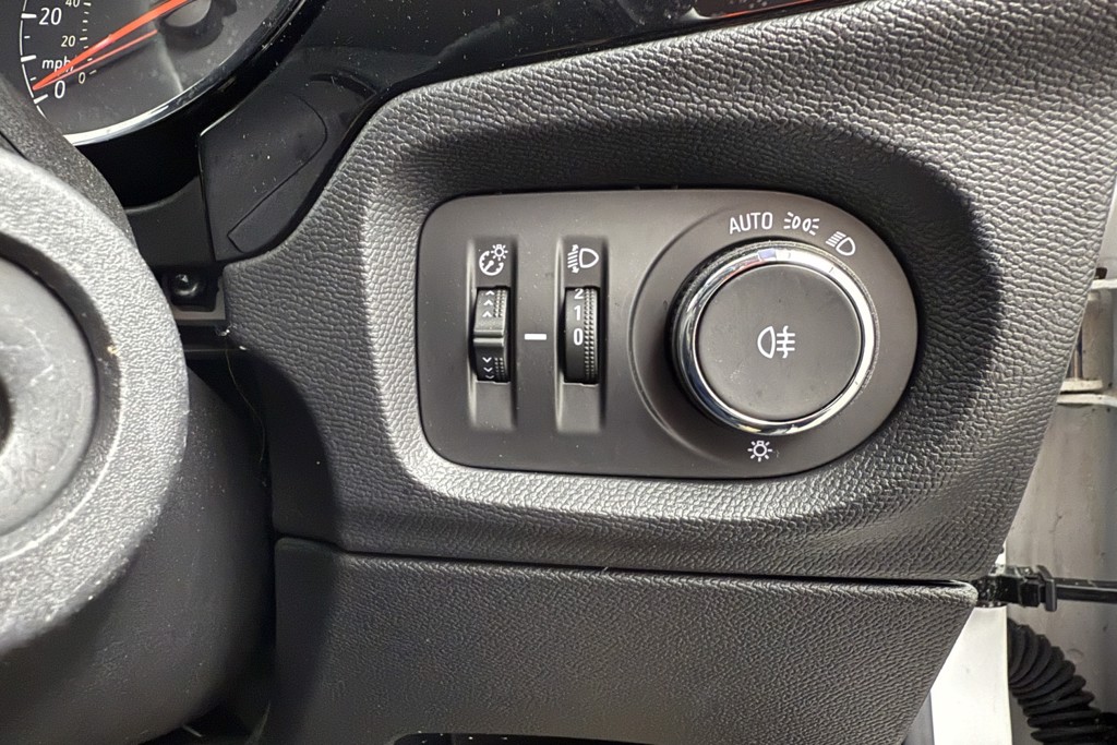Vauxhall Corsa Griffin Manual Petrol Hatchback - Stock Number (1552157) - 14th supplementary image