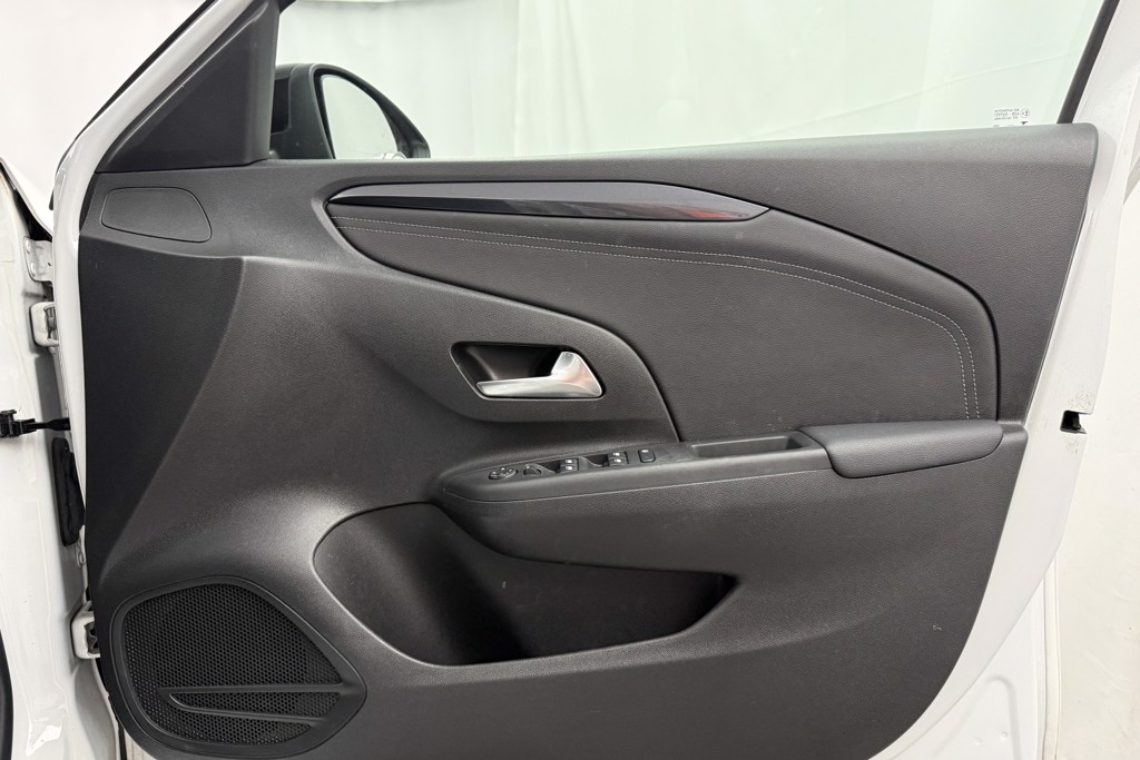 Vauxhall Corsa Griffin Manual Petrol Hatchback - Stock Number (1552157) - 15th supplementary image