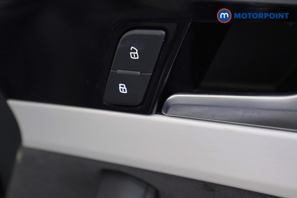 Audi A4 S Line Automatic Petrol Saloon - Stock Number (1552398) - 11th supplementary image