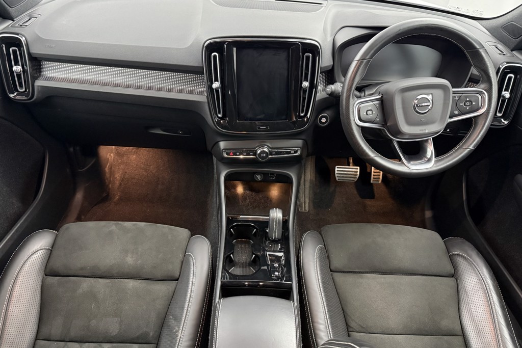 Volvo Xc40 R Design Pro Automatic Petrol Plug-In Hybrid SUV - Stock Number (1552423) - 2nd supplementary image