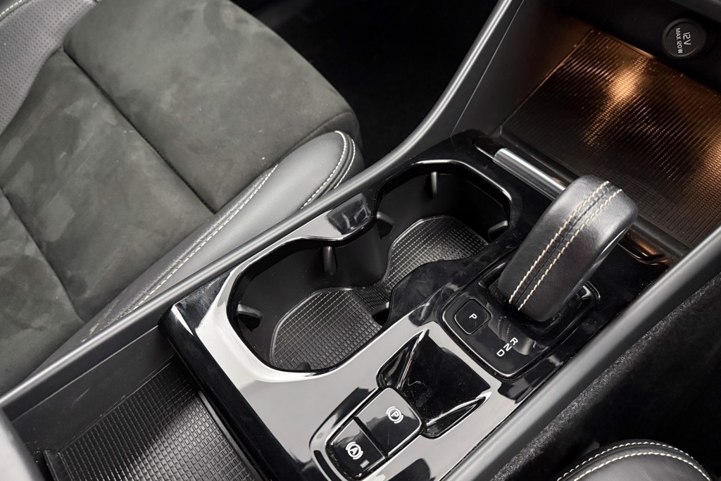 Volvo Xc40 R Design Pro Automatic Petrol Plug-In Hybrid SUV - Stock Number (1552423) - 15th supplementary image