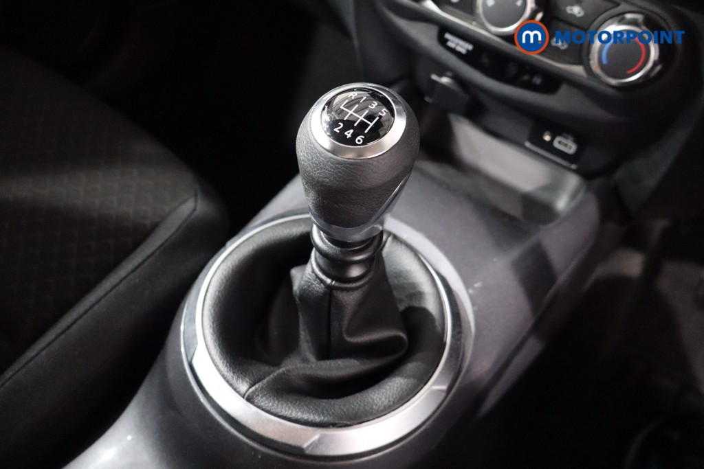 Nissan Juke Acenta Manual Petrol SUV - Stock Number (1552810) - 14th supplementary image