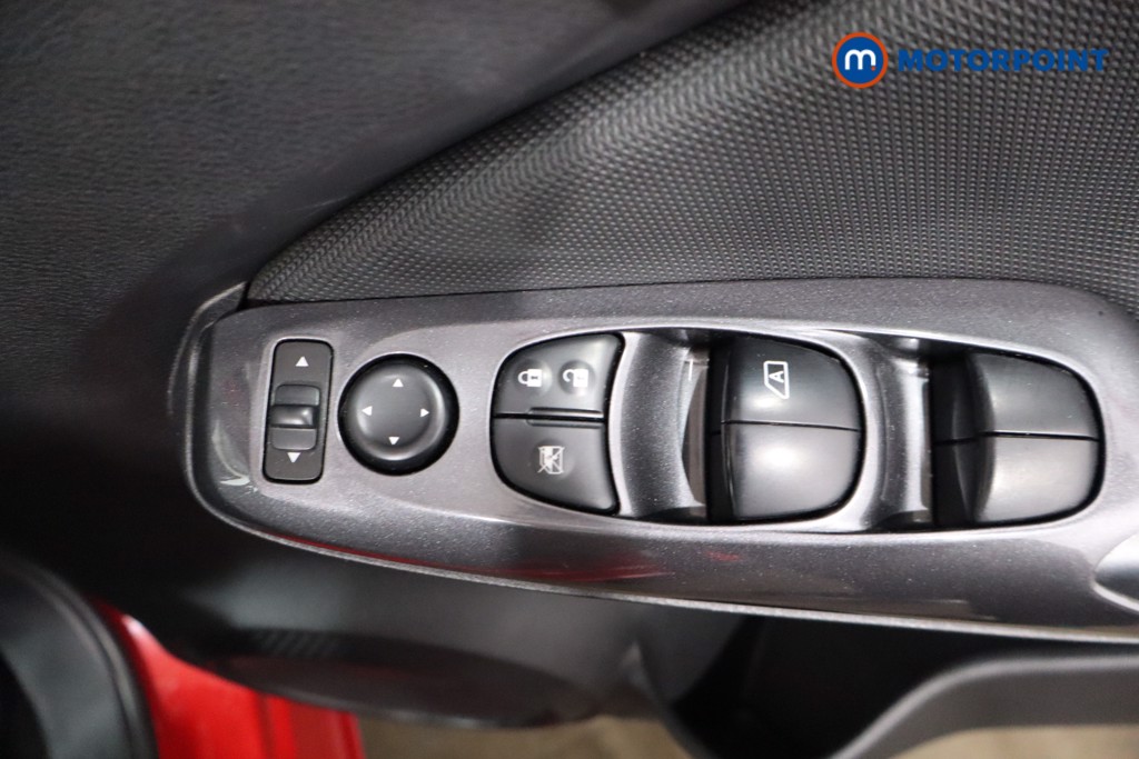 Nissan Juke Acenta Manual Petrol SUV - Stock Number (1552810) - 16th supplementary image