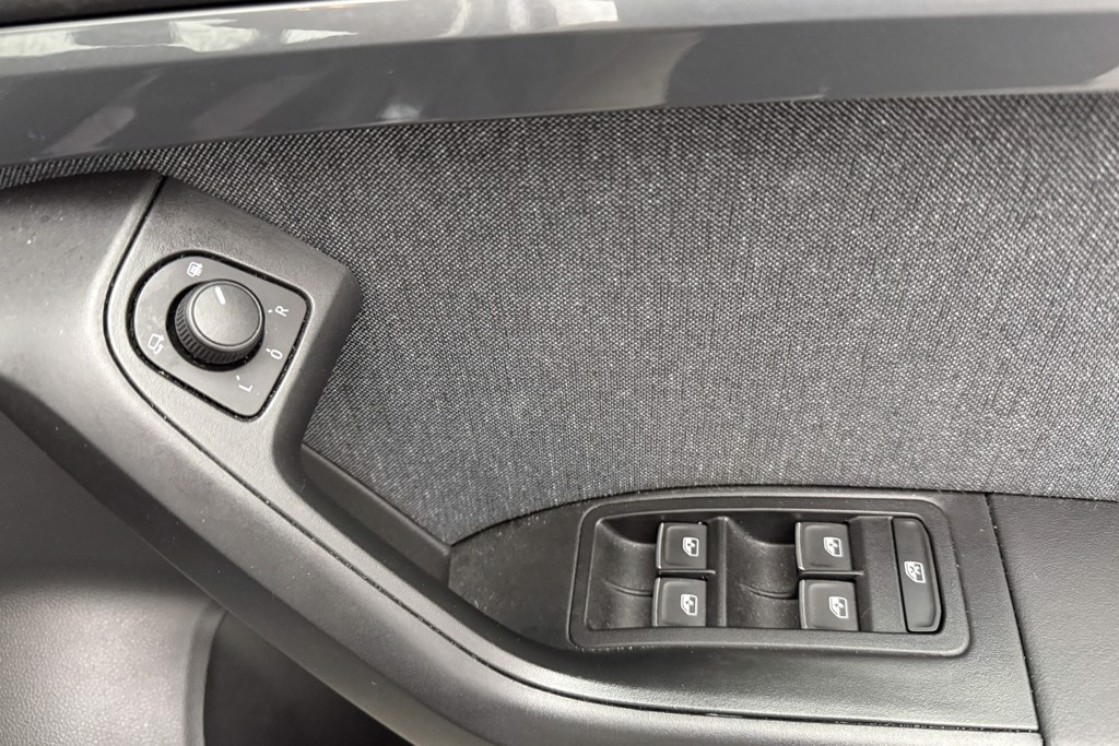 Seat Ateca Se Technology Manual Petrol SUV - Stock Number (1552943) - 19th supplementary image