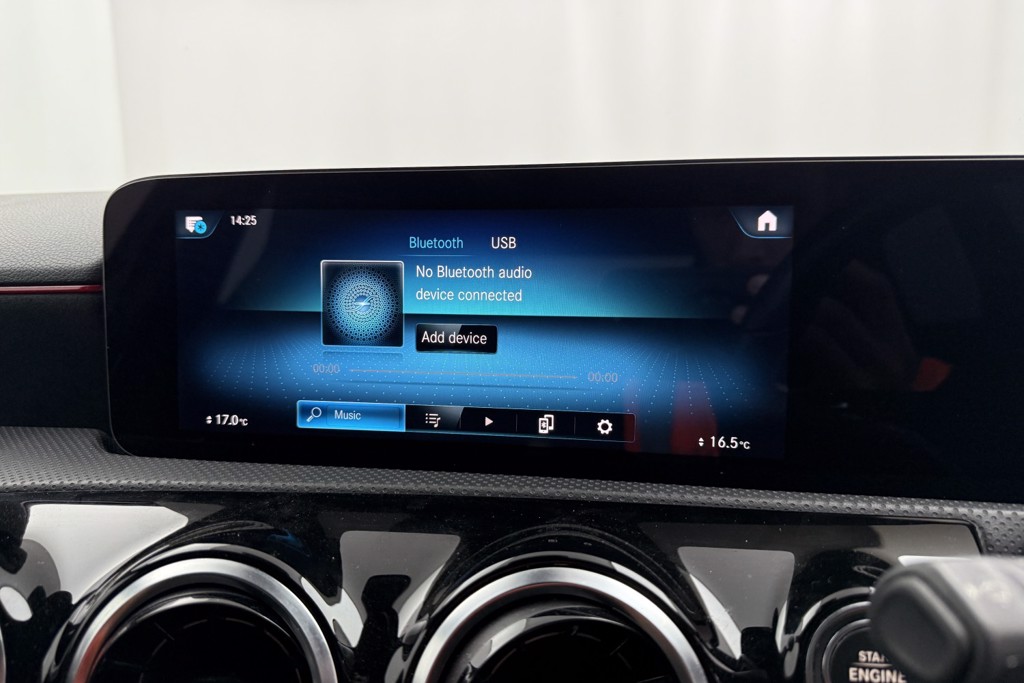 Mercedes-Benz A Class Amg Line Automatic Petrol Hatchback - Stock Number (1552955) - 10th supplementary image