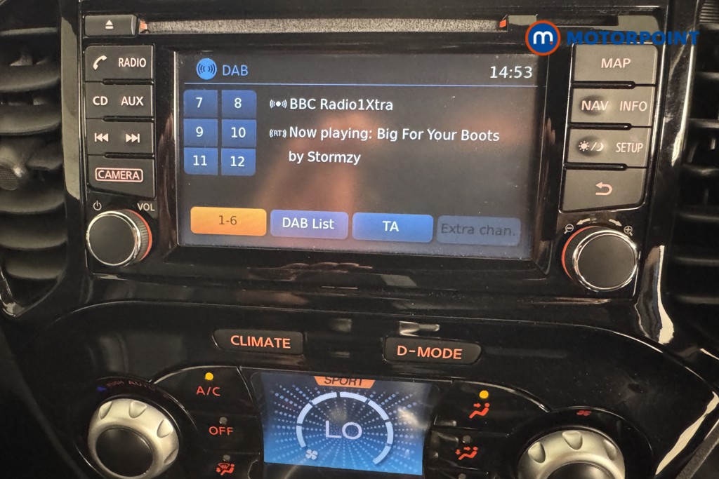 Nissan Juke Tekna Automatic Petrol SUV - Stock Number (1553166) - 2nd supplementary image