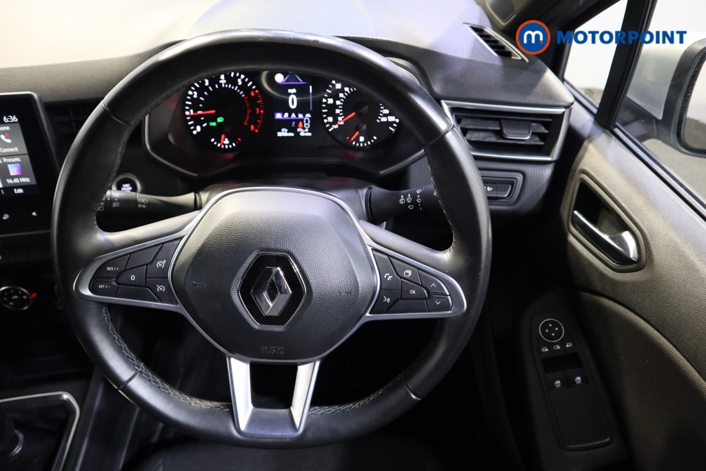 Renault Clio Iconic Manual Petrol Hatchback - Stock Number (1553256) - 2nd supplementary image