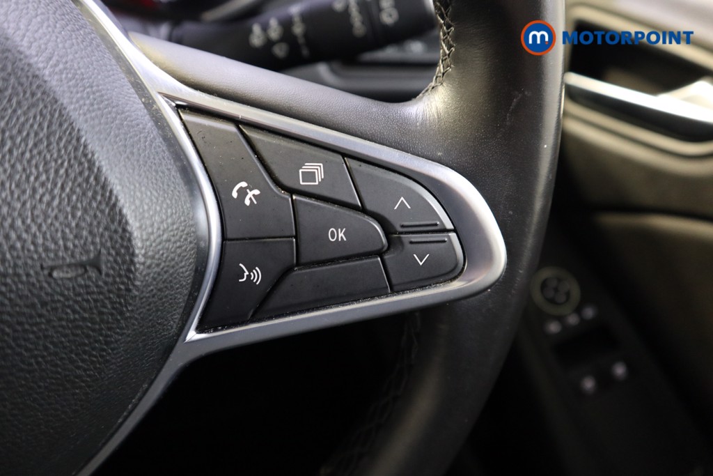 Renault Clio Iconic Manual Petrol Hatchback - Stock Number (1553256) - 4th supplementary image