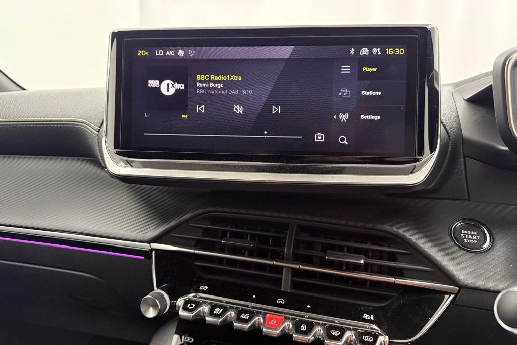 Peugeot 208 GT Automatic Petrol-Electric Hybrid Hatchback - Stock Number (1553635) - 8th supplementary image