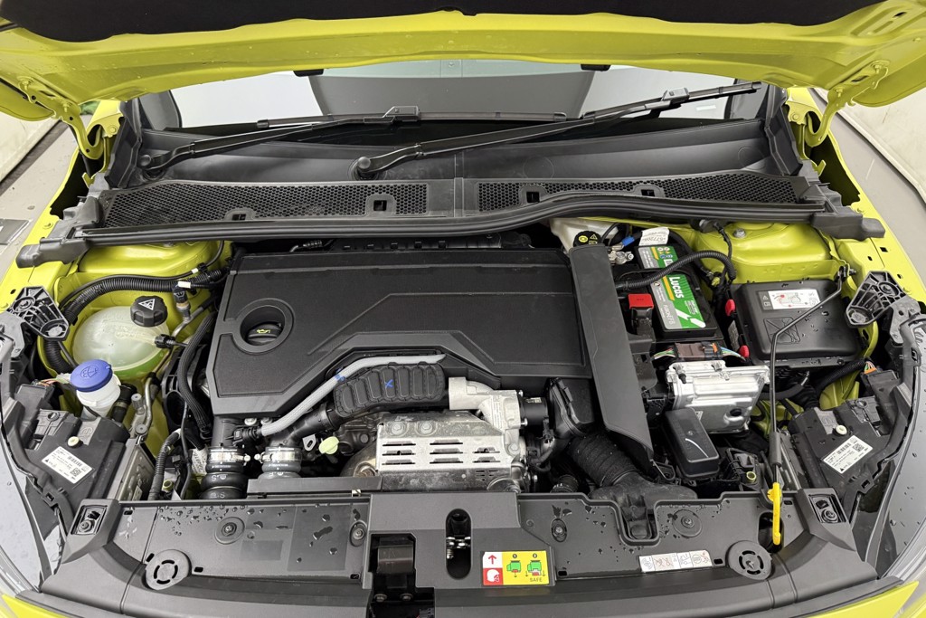 Peugeot 208 GT Automatic Petrol-Electric Hybrid Hatchback - Stock Number (1553635) - 30th supplementary image