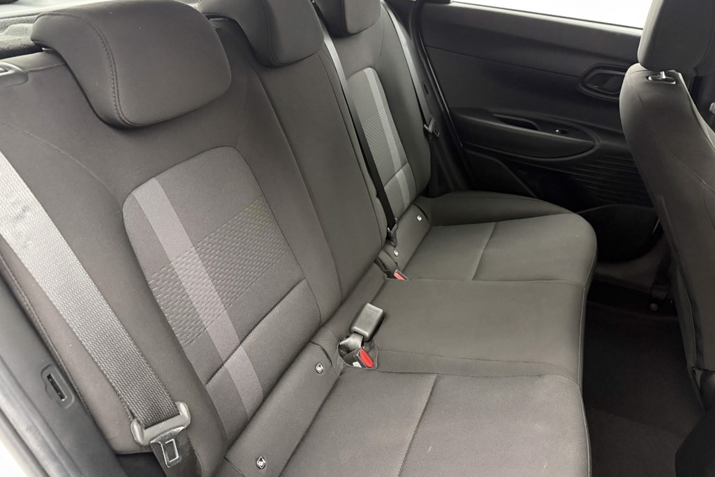 Hyundai I20 Advance Automatic Petrol Hatchback - Stock Number (1553717) - 21st supplementary image