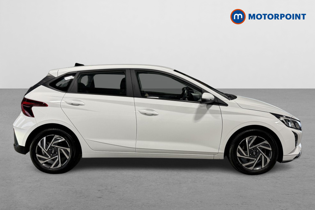 Hyundai I20 Advance Automatic Petrol Hatchback - Stock Number (1553717) - Drivers side