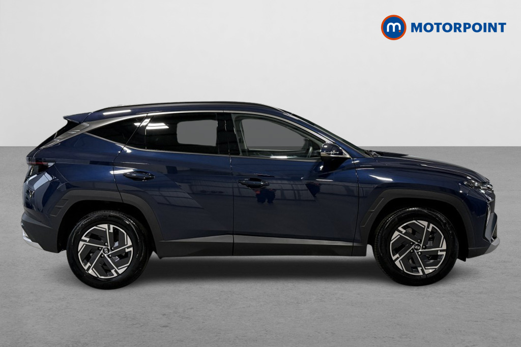 Hyundai Tucson Advance Manual Petrol SUV - Stock Number (1554075) - Drivers side