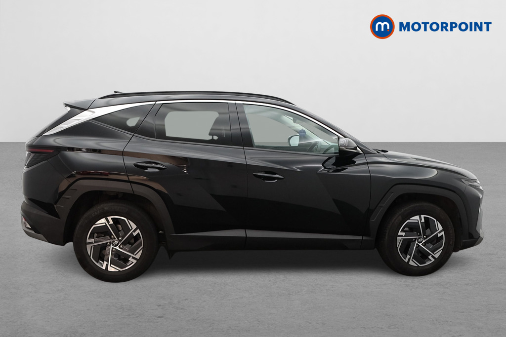 Hyundai Tucson Advance Manual Petrol SUV - Stock Number (1554081) - Drivers side