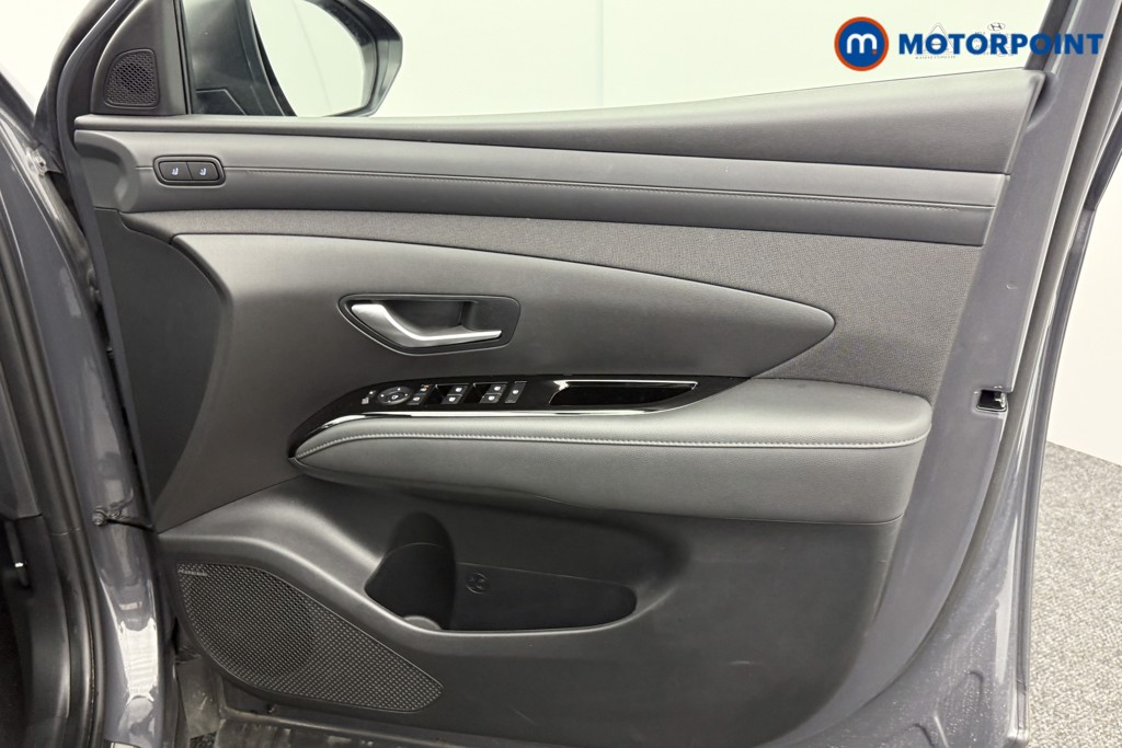 Hyundai Tucson Ultimate Automatic Petrol-Electric Hybrid SUV - Stock Number (1554164) - 17th supplementary image