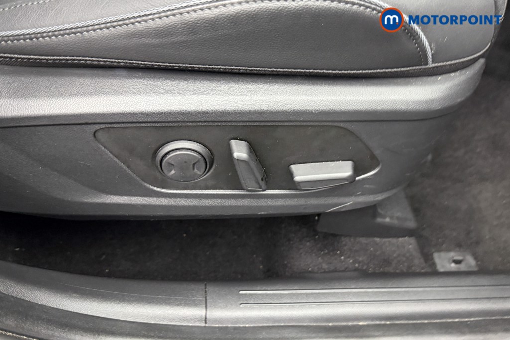 Hyundai Tucson Ultimate Automatic Petrol-Electric Hybrid SUV - Stock Number (1554164) - 18th supplementary image