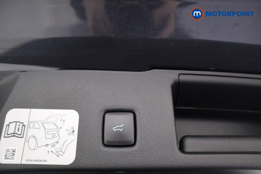 Ford Kuga Vignale Automatic Petrol Plug-In Hybrid SUV - Stock Number (1554197) - 17th supplementary image