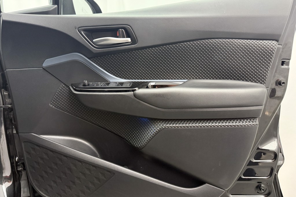 Toyota C-Hr Design Automatic Petrol-Electric Hybrid SUV - Stock Number (1554403) - 19th supplementary image