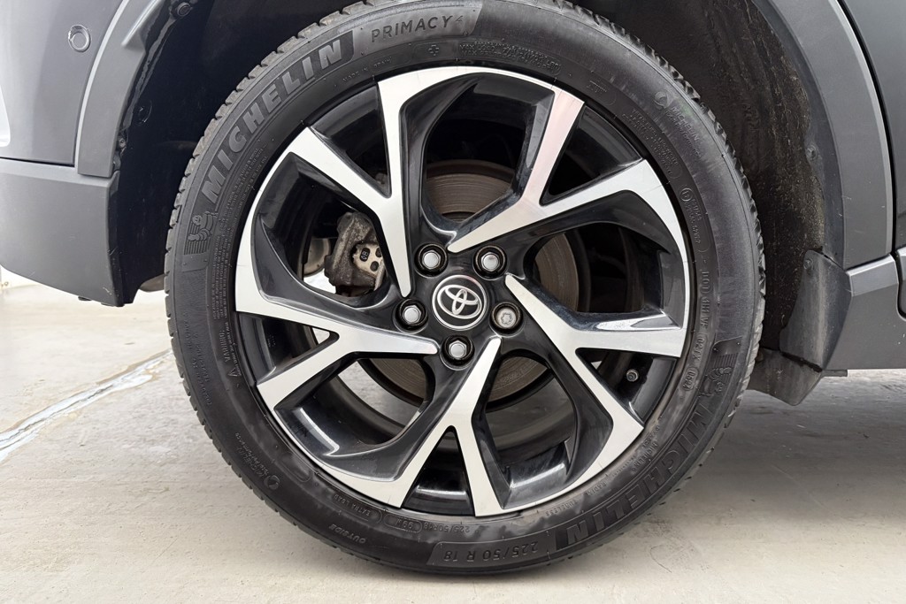 Toyota C-Hr Design Automatic Petrol-Electric Hybrid SUV - Stock Number (1554403) - 32nd supplementary image