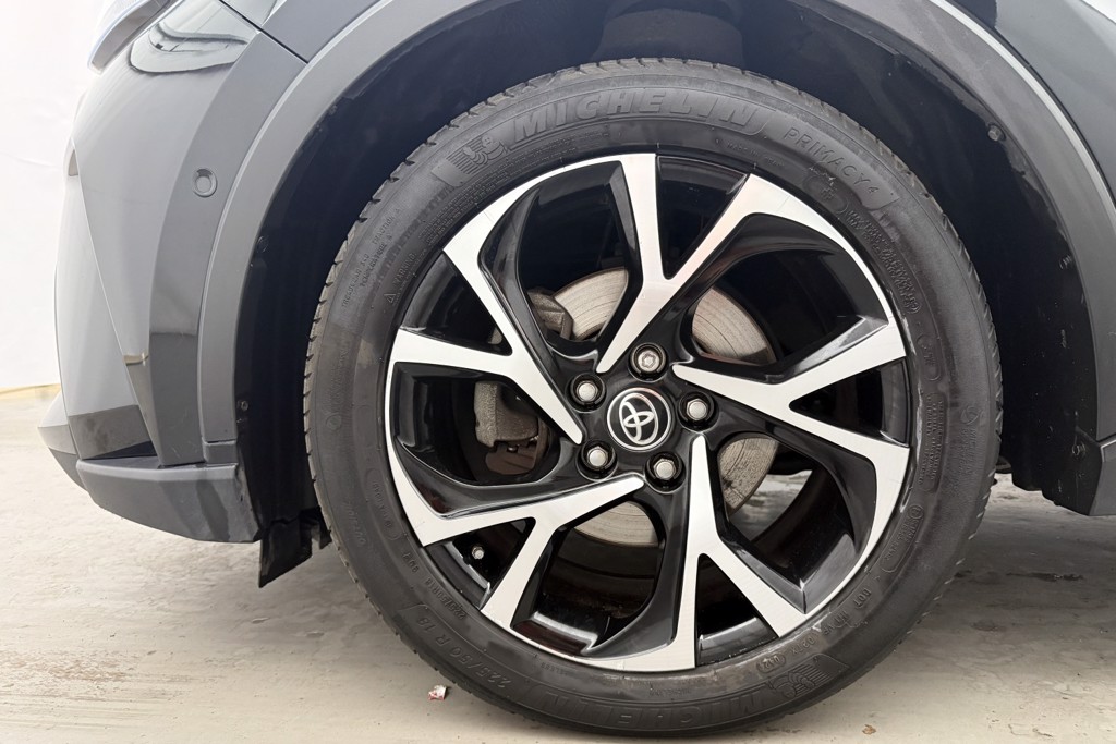 Toyota C-Hr Design Automatic Petrol-Electric Hybrid SUV - Stock Number (1554403) - 34th supplementary image