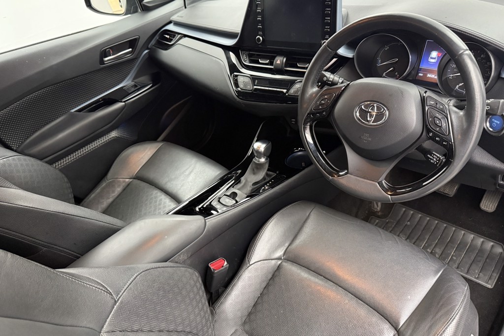 Toyota C-Hr Design Automatic Petrol-Electric Hybrid SUV - Stock Number (1554403) - 1st supplementary image