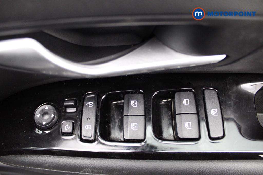 Hyundai Tucson Se Connect Manual Petrol SUV - Stock Number (1554515) - 18th supplementary image