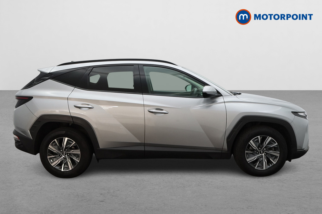 Hyundai Tucson Se Connect Manual Petrol SUV - Stock Number (1554515) - Drivers side