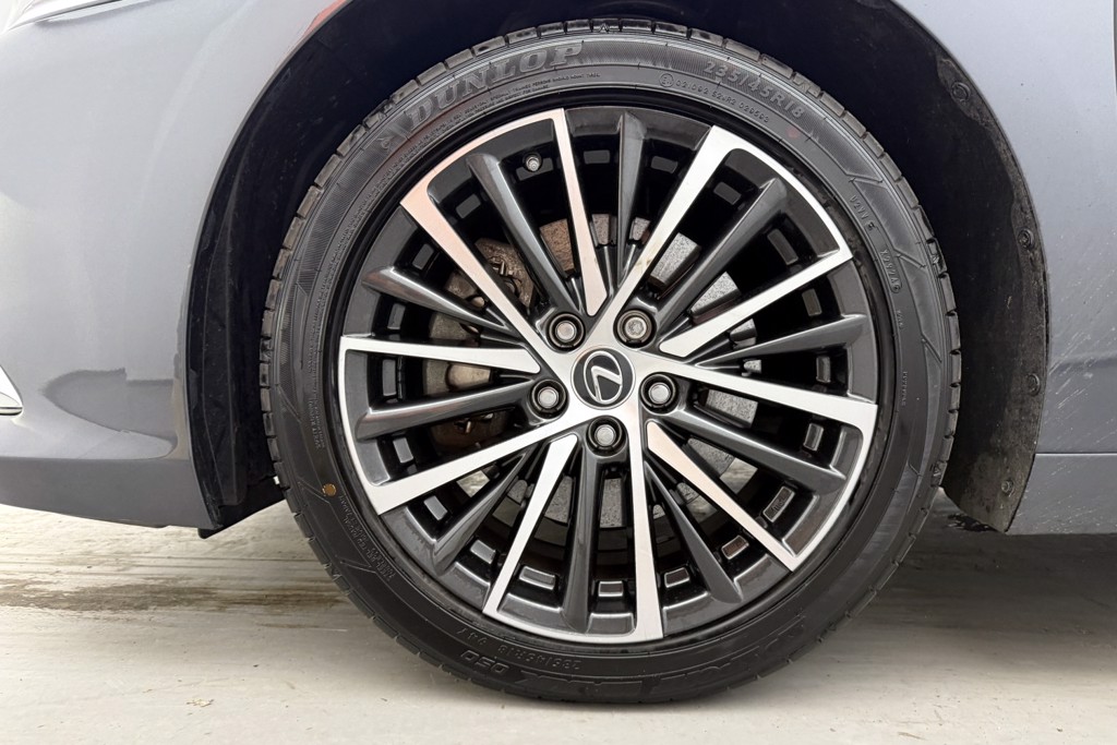 Lexus ES 300H 2.5 4Dr Cvt Premium Edition Automatic Petrol-Electric Hybrid Saloon - Stock Number (1554547) - 38th supplementary image