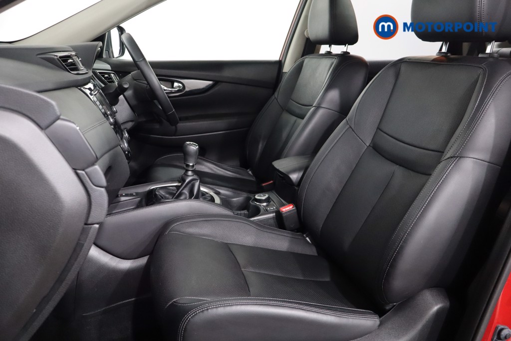 Nissan X-Trail Tekna Manual Diesel SUV - Stock Number (1554706) - 4th supplementary image