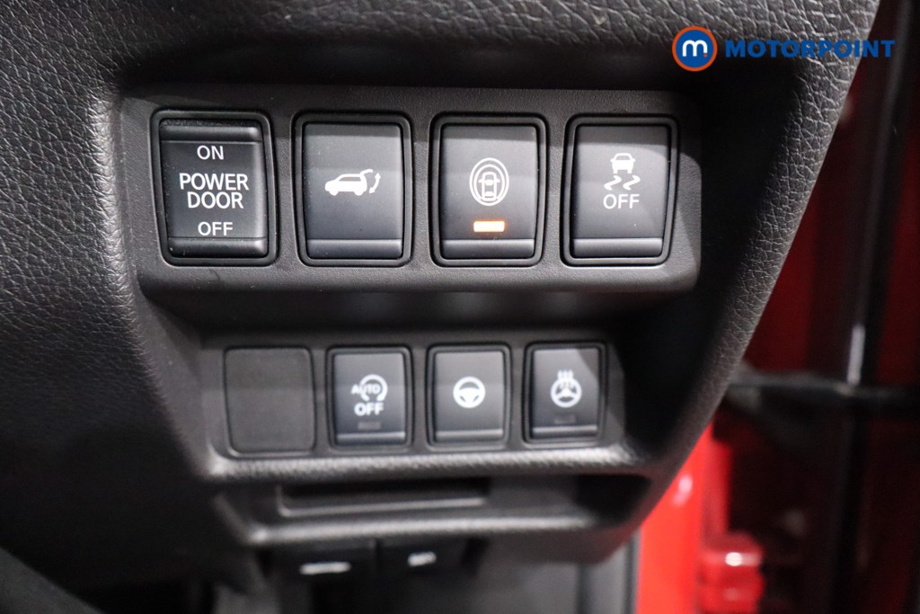 Nissan X-Trail Tekna Manual Diesel SUV - Stock Number (1554706) - 15th supplementary image