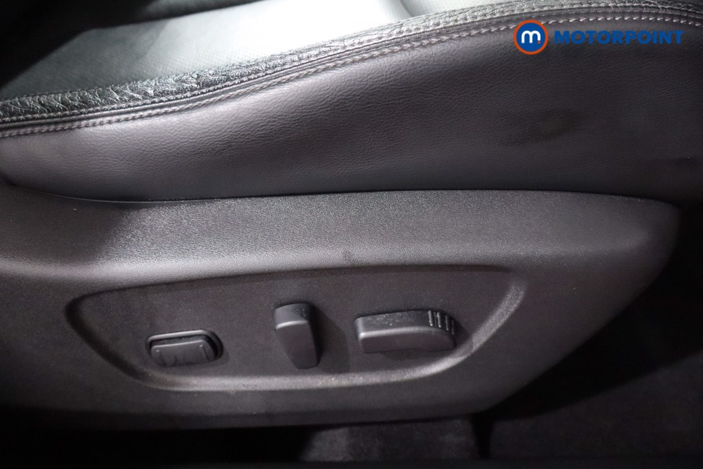 Nissan X-Trail Tekna Manual Diesel SUV - Stock Number (1554706) - 20th supplementary image